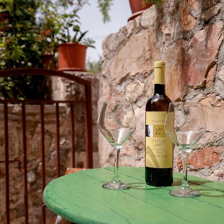 Pitve Holiday Home Skala With Hot Tub & Kala With Terrace מראה חיצוני תמונה