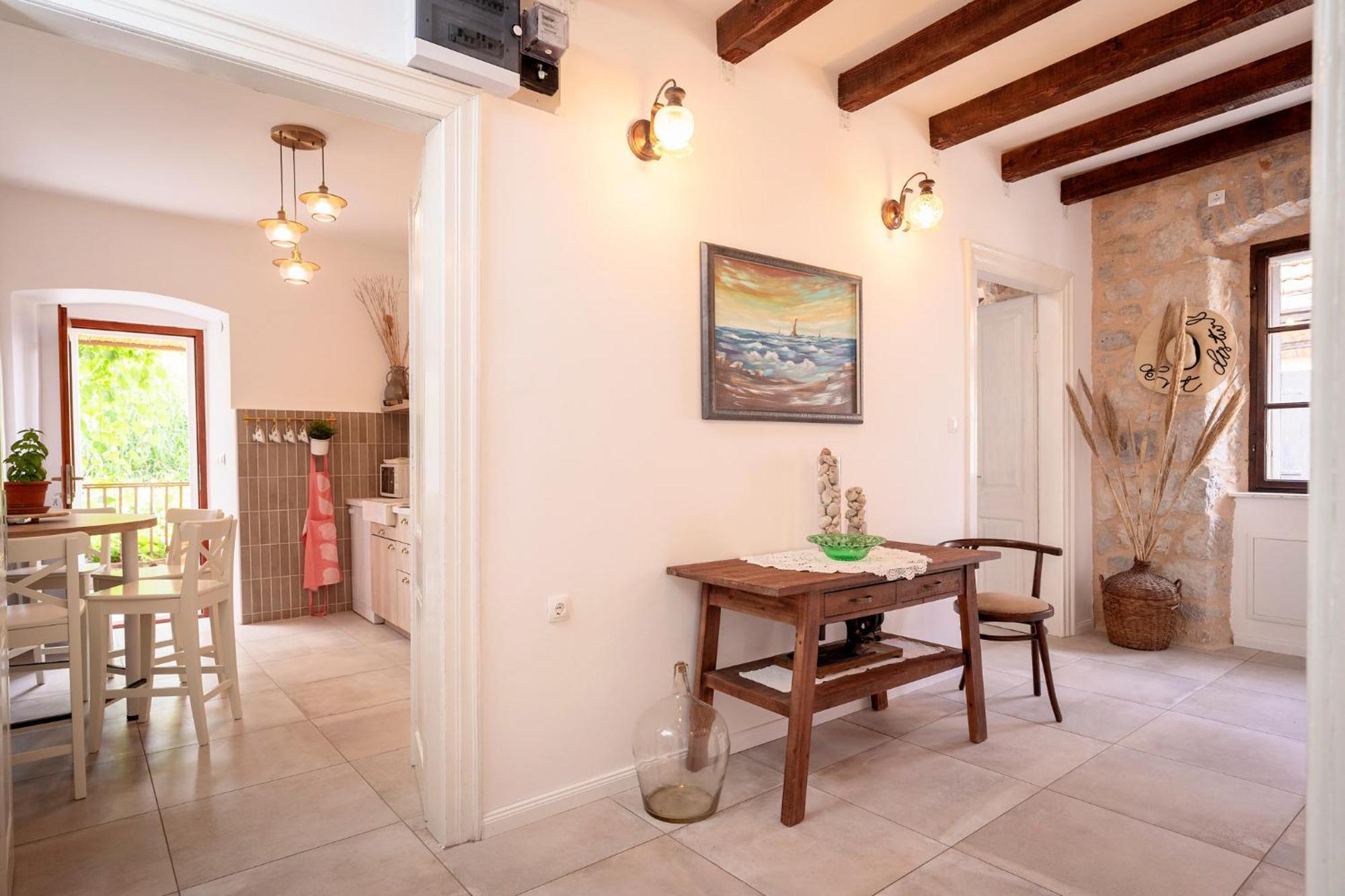 Pitve Holiday Home Skala With Hot Tub & Kala With Terrace מראה חיצוני תמונה